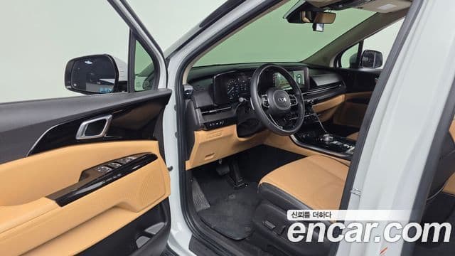 Kia Carnival 2021 — Фото 10/20