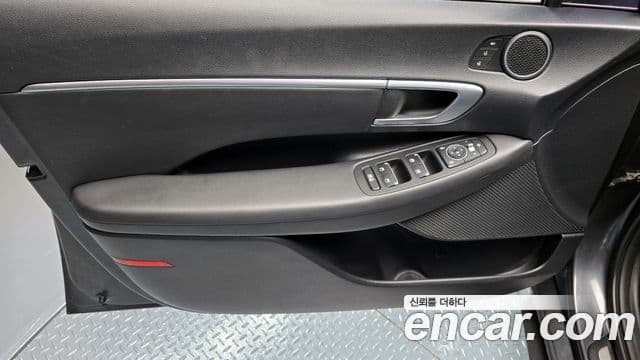 Hyundai Sonata Hybrid 2019 — Şəkil 10/30