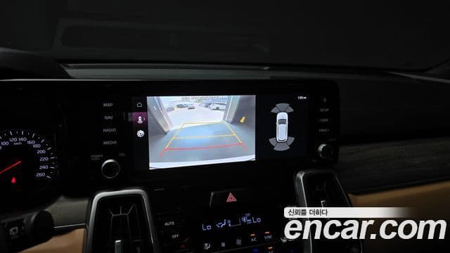 Kia Sorento 2022 — фото 15 из 20