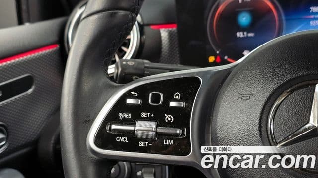 Mercedes-Benz A-Class 2021 — фото 16 из 20