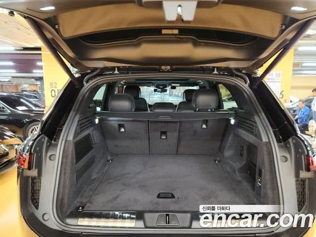 Land Rover Range Rover Sport 2025 — Şəkil 18/20