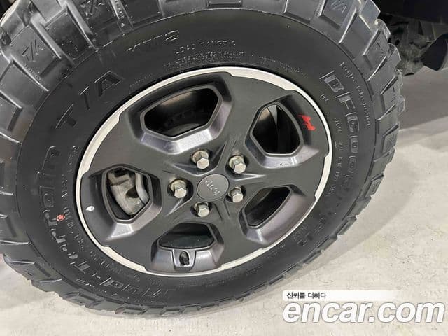 Jeep Gladiator 2021 — Şəkil 20/20