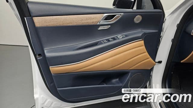 Genesis GV80 2020 — Photo 7/30