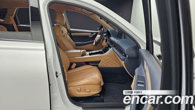 Genesis GV80 2020 — Photo 24/30