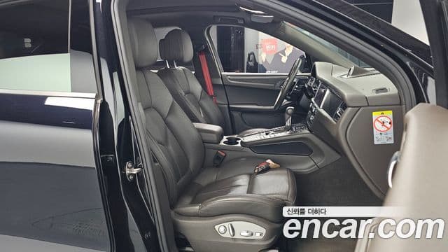 Porsche Macan 2019 — Şəkil 19/32