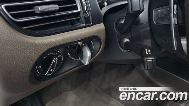 Porsche Macan 2019 — Şəkil 5/32