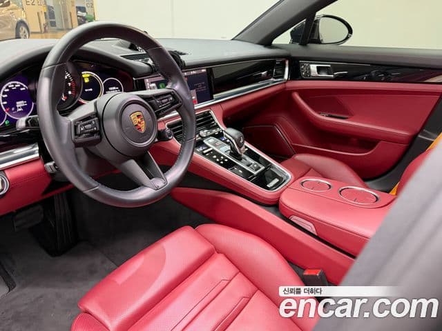 Porsche Panamera 2021 — Photo 17/20
