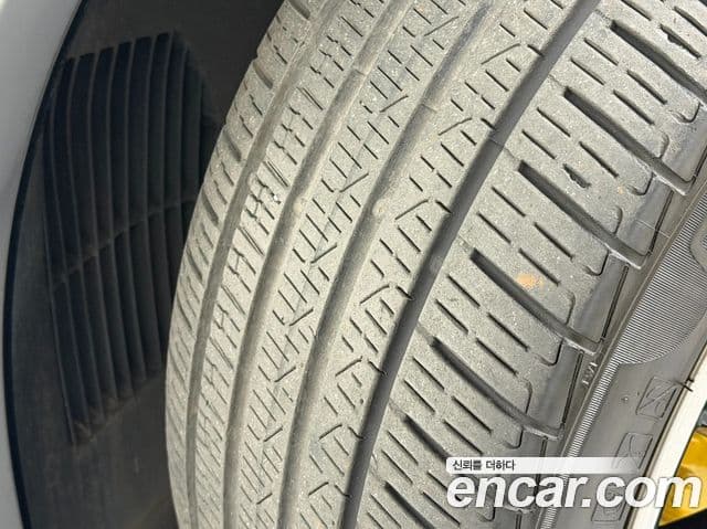 Porsche Panamera 2021 — Photo 19/20