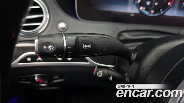 Mercedes-Benz S-Class 2019 — ფოტო 17/20