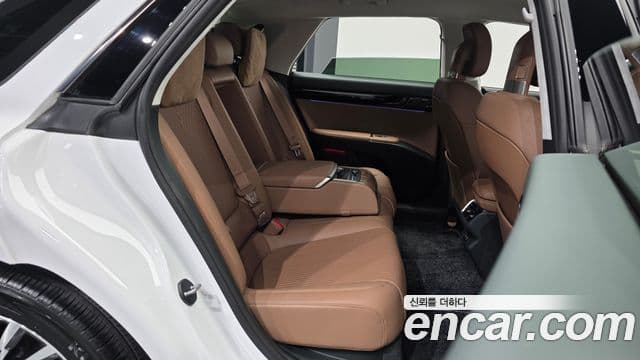 Hyundai Grandeur 2023 — Фото 12/20
