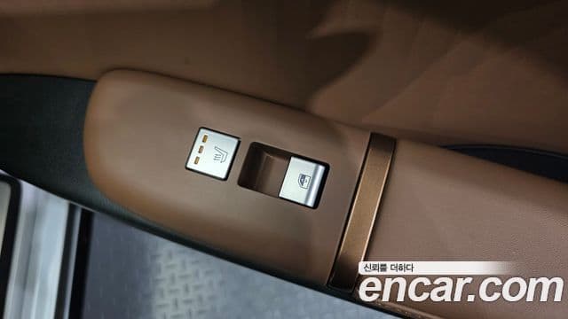 Hyundai Grandeur 2023 — Фото 18/20