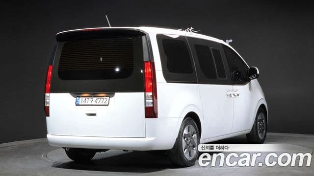 Hyundai Staria 2023 — Şəkil 2/20