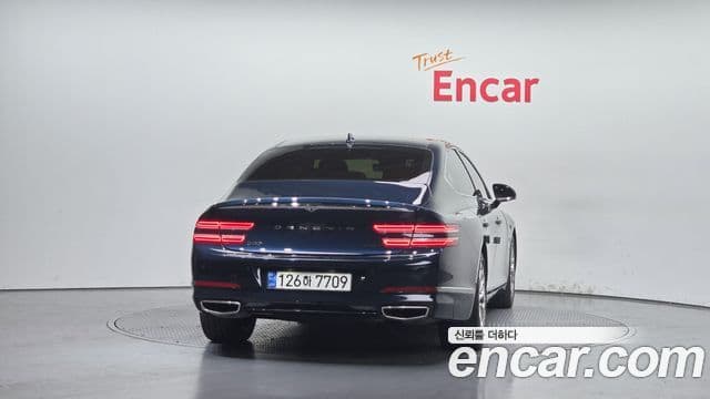 Genesis Electrified G80 2022 — фото 4 из 20