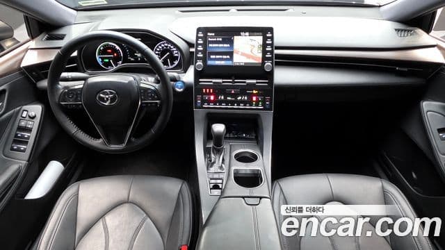 Toyota Avalon 2018 — Фото 7/20