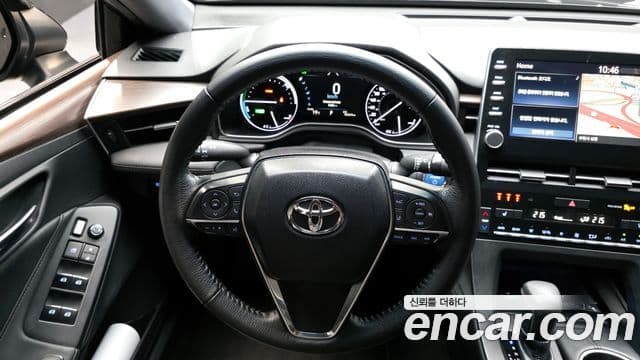 Toyota Avalon 2018 — Фото 13/20