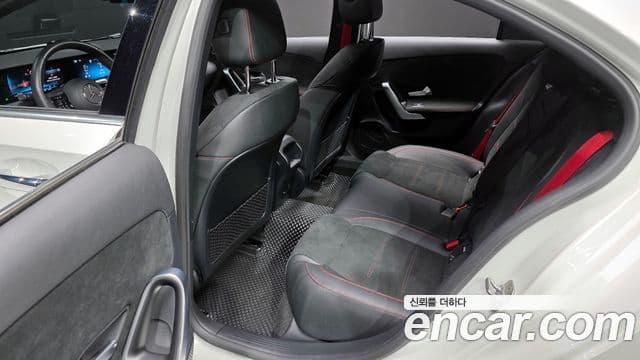 Mercedes-Benz A-Class 2024 — ფოტო 12/20