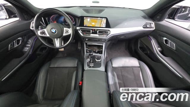 BMW 3 Series 2021 — ფოტო 7/20