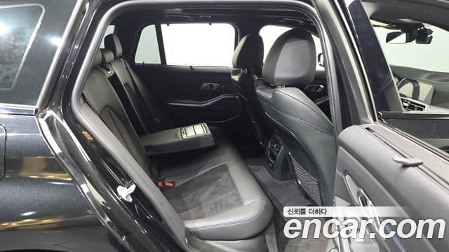 BMW 3 Series 2021 — Фото 13/20