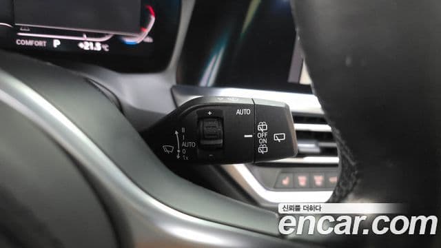 BMW 3 Series 2021 — ფოტო 12/34