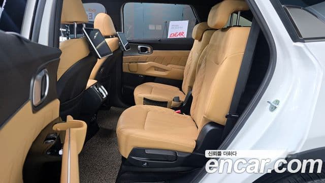 Kia Sorento 2022 — Şəkil 12/20
