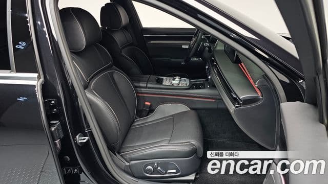 Genesis G90 2024 — Photo 12/36