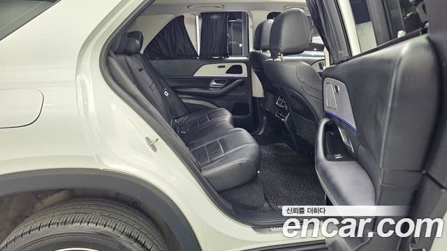 Mercedes-Benz GLE-Class 2020 — фото 11 из 20
