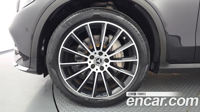 Mercedes-Benz GLC-Class 2019 — Şəkil 5/20
