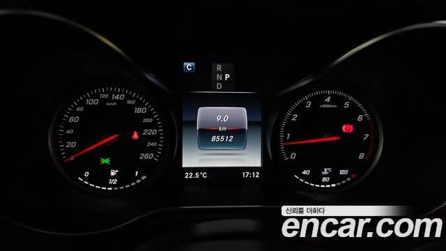 Mercedes-Benz GLC-Class 2019 — Şəkil 8/20