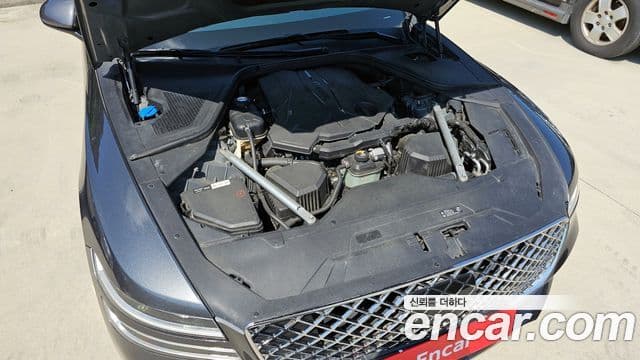 Genesis Electrified G80 2020 — ფოტო 6/20
