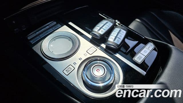 Genesis Electrified G80 2020 — ფოტო 9/20