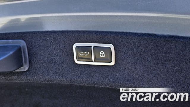 Genesis Electrified G80 2020 — ფოტო 19/20