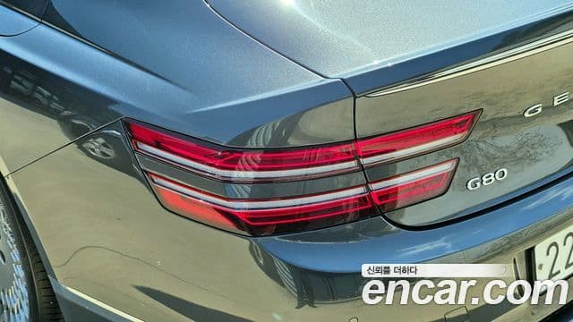 Genesis G80 2020 — Photo 25/35