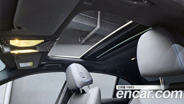 BMW 3 Series 2022 — Şəkil 17/20