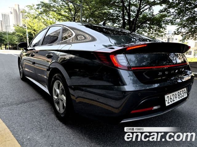 Hyundai Sonata 2020 — Фото 6/20