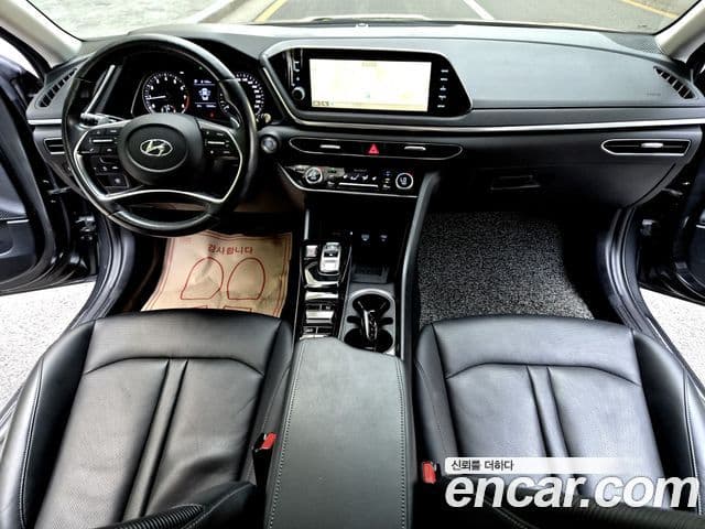 Hyundai Sonata 2020 — Фото 14/20