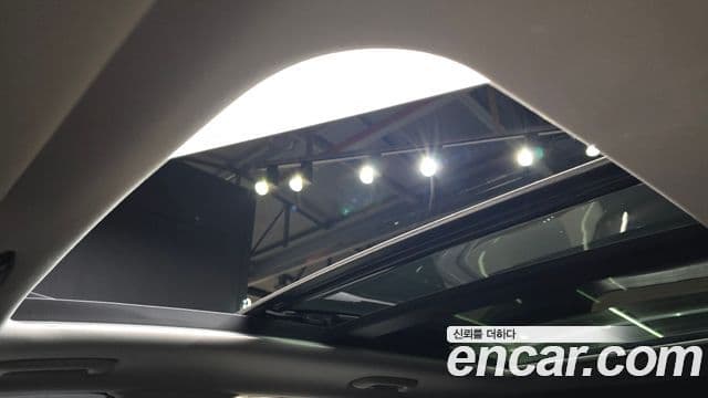 Kia Sorento 2023 — ფოტო 21/36