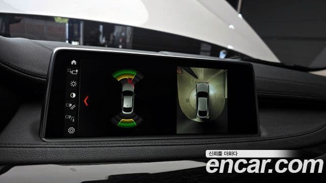 BMW X6 2018 — ფოტო 14/20
