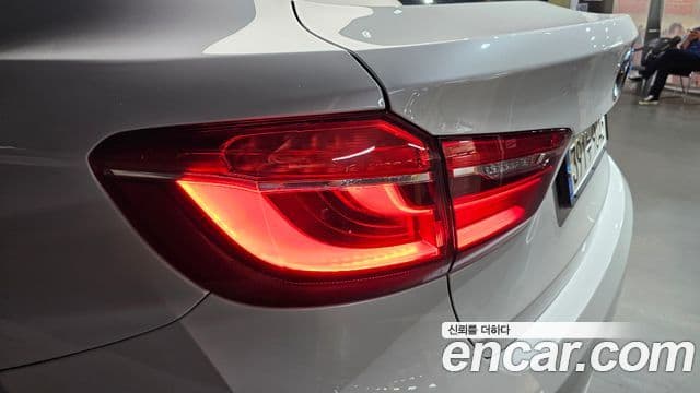 BMW X6 2018 — Photo 7/29