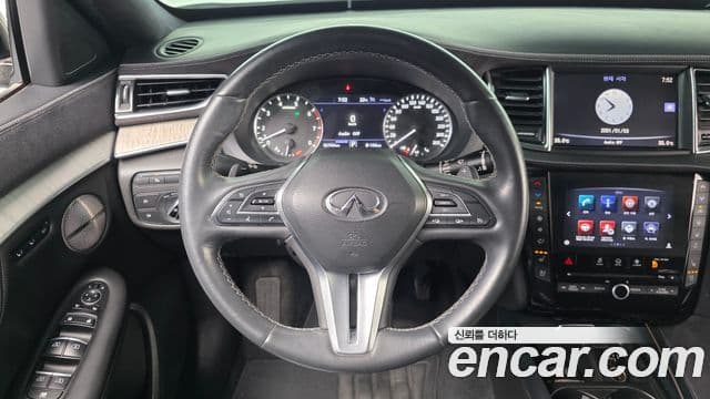 Infiniti QX50 2019 — ფოტო 13/20