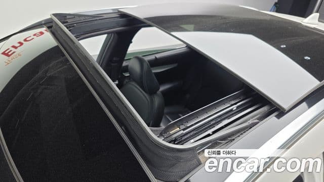 Infiniti QX50 2019 — ფოტო 19/20