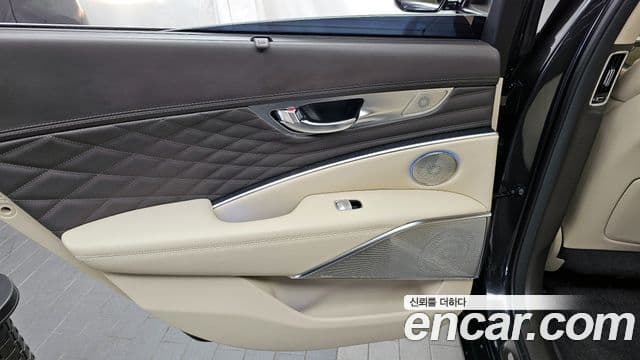 Kia The K9 2022 — Photo 23/36