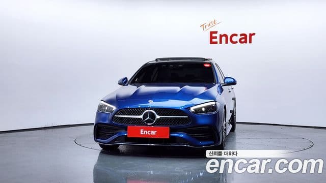 Mercedes-Benz C-Class 2023 — Фото 3/20