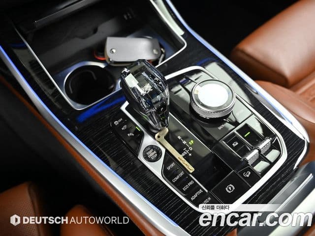 BMW X7 2021 — ფოტო 8/20