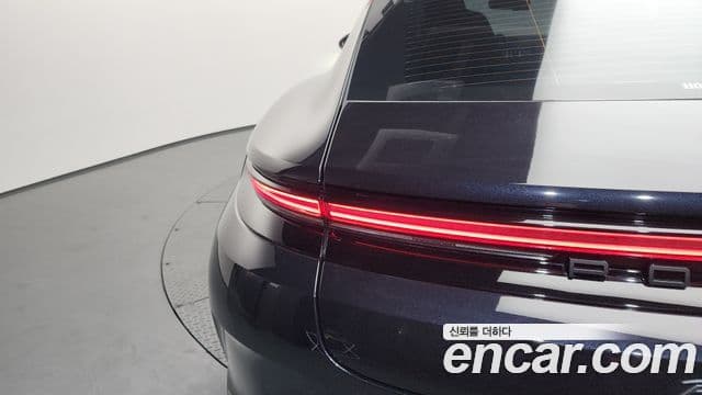 Porsche Panamera 2025 — Photo 16/38