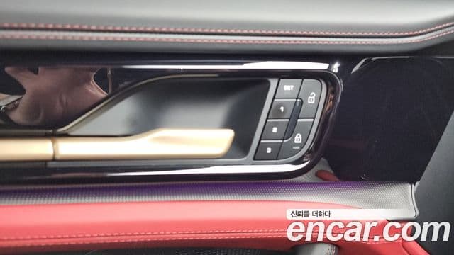 Porsche Panamera 2025 — Photo 24/38