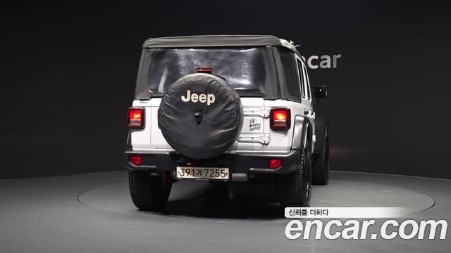 Jeep Wrangler 2020 — Şəkil 4/20