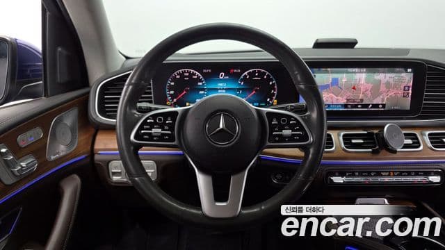 Mercedes-Benz GLE-Class 2019 — фото 13 из 20