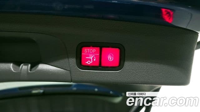 Mercedes-Benz GLE-Class 2019 — Photo 12/31