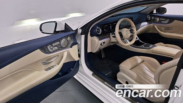 Mercedes-Benz E-Class 2021 — ფოტო 10/20