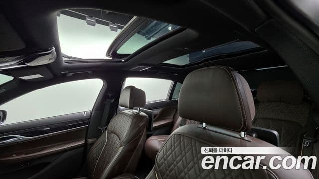 BMW 7 Series 2020 — Photo 3/20